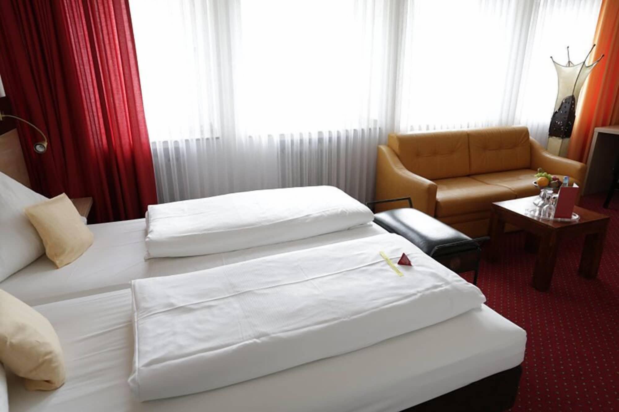 Hotel Cascade Superior Ντίσελντορφ Εξωτερικό φωτογραφία