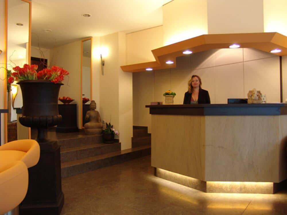 Hotel Cascade Superior Ντίσελντορφ Εξωτερικό φωτογραφία