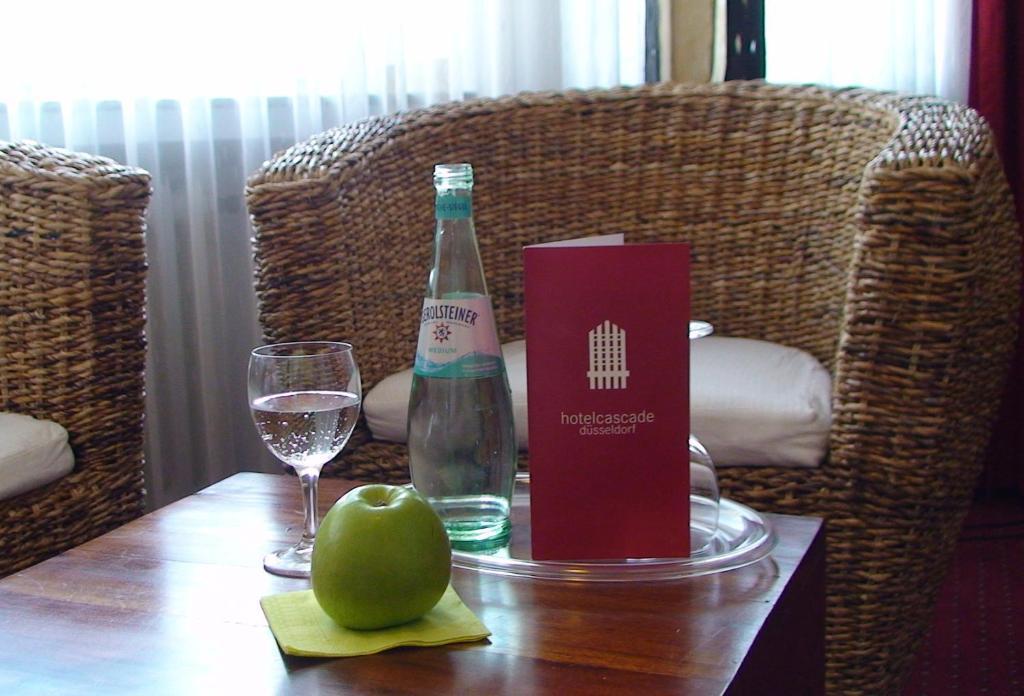 Hotel Cascade Superior Ντίσελντορφ Εξωτερικό φωτογραφία